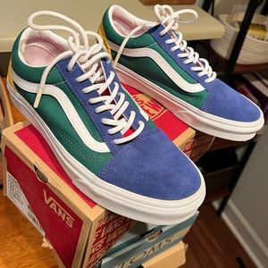 primary color vans